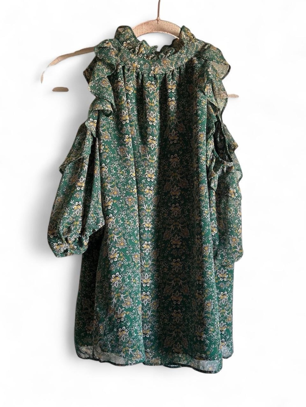 Max Studio Green Floral Ruffle Cold-Shoulder Blouse size S